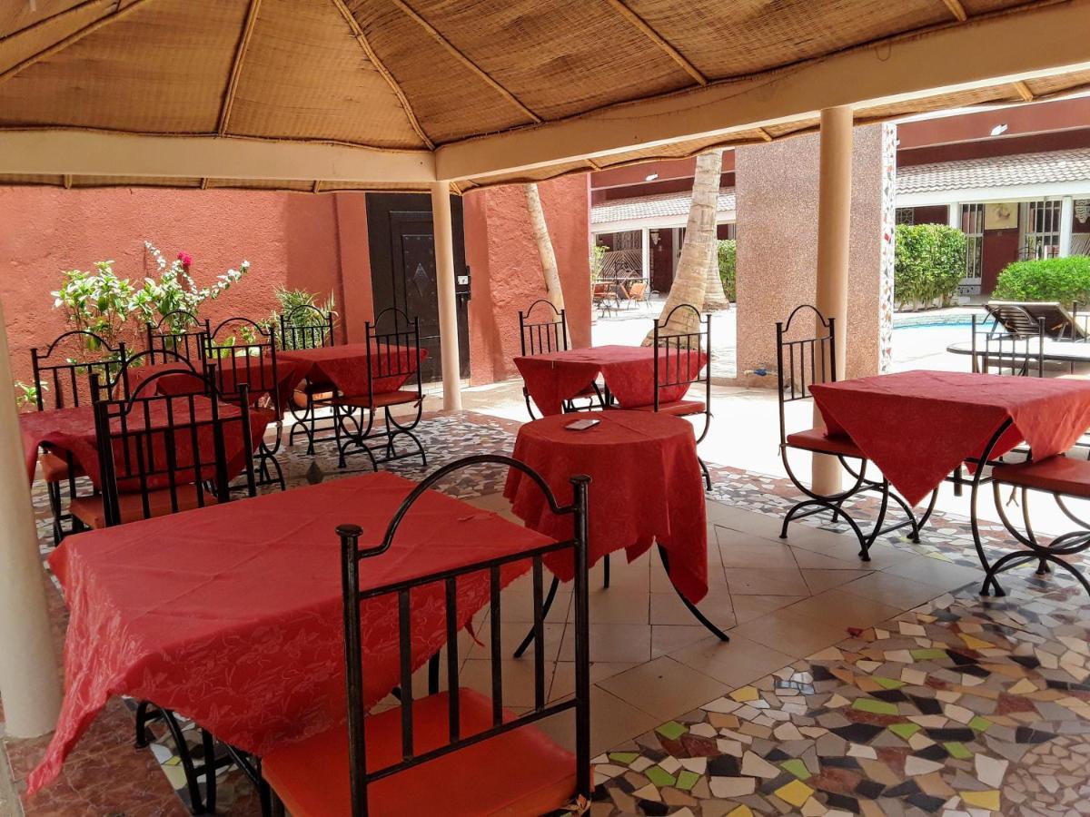 Hotel Grazia Maria M'Bour Exteriör bild
